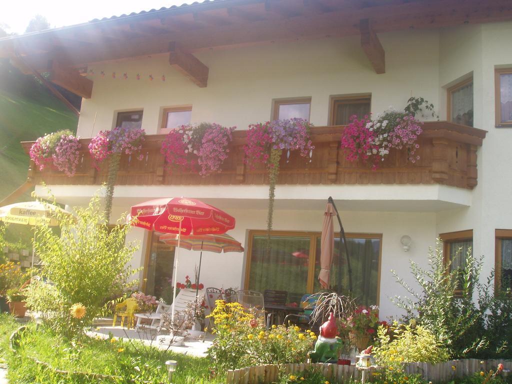 Ferienwohnung Wohlfartstaetter Auffach Bagian luar foto